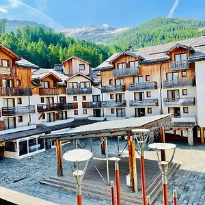 Appartement 6 Places Coeur De Station Avec Piscine, Les Orres